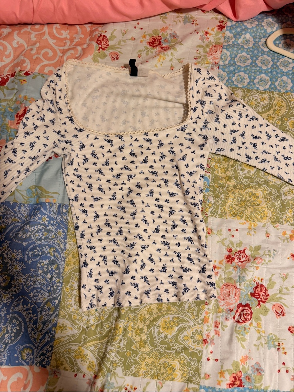 H&M White Square-Neck Long-Sleeve Top with Navy Floral Print